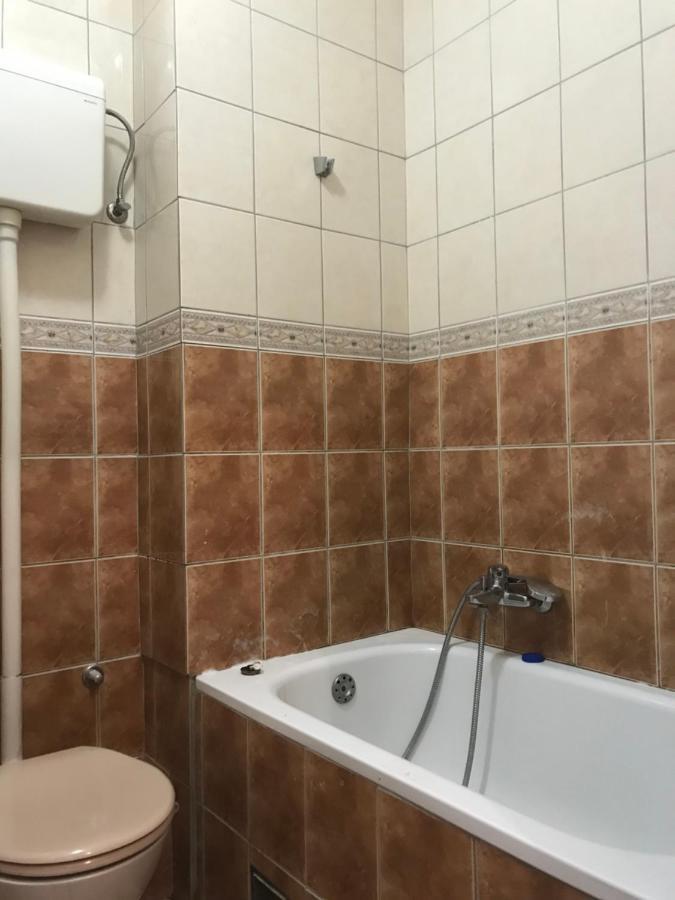 Studio Sajam Novi Sad Luaran gambar