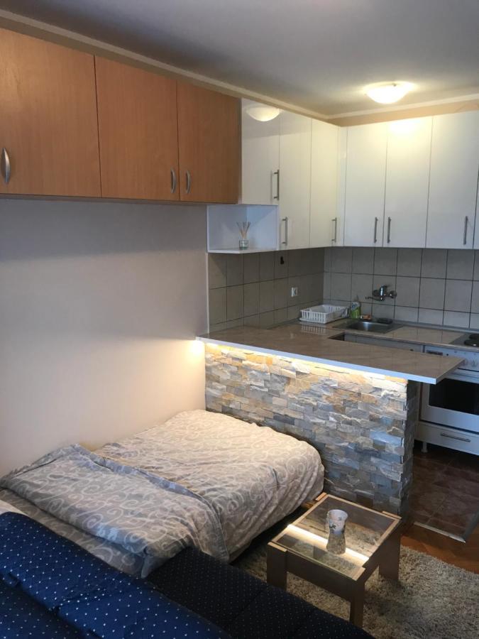 Studio Sajam Novi Sad Luaran gambar